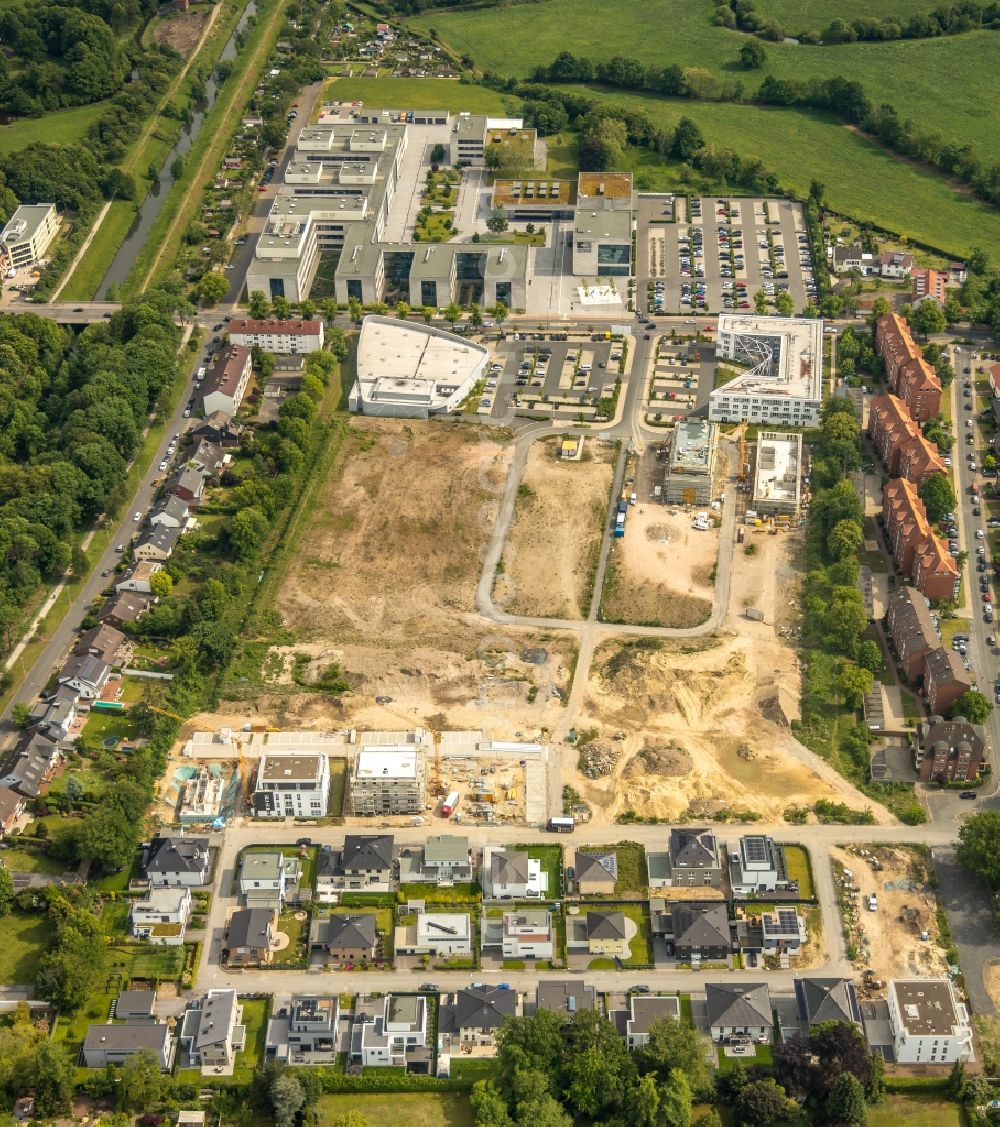 Hamm from above - Construction sites for the new residential area of a??a??a multi-family housing estate Paracelsus Park of Paracelsus GmbH & Co. KG Hamm in the state of North Rhine-Westphalia