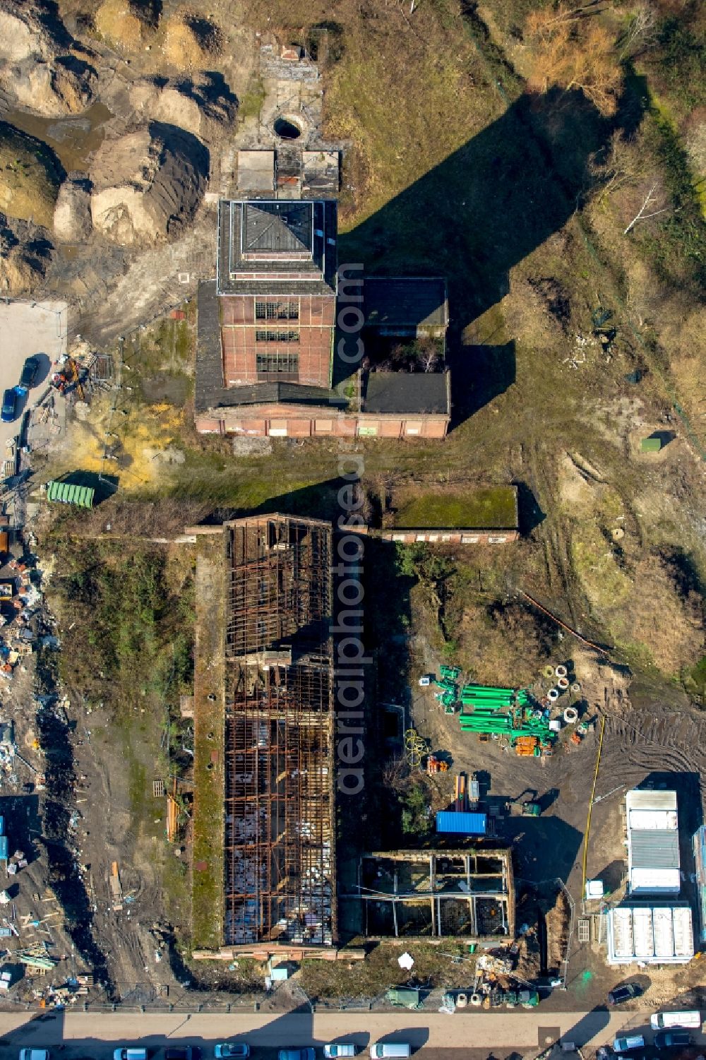 Aerial photograph Oberhausen - Construction sites and development area for a new residential estate on site of the former mining pit and mine shaft IV of the Zeche Osterfeld in Oberhausen in the state of North Rhine-Westphalia