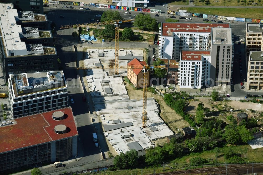 Aerial image Berlin - Construction sites for residential and commercial building construction Max & Moritz on Rummelsburger place - Marianne von Rantzau Street in Friedrichshain district of Berlin