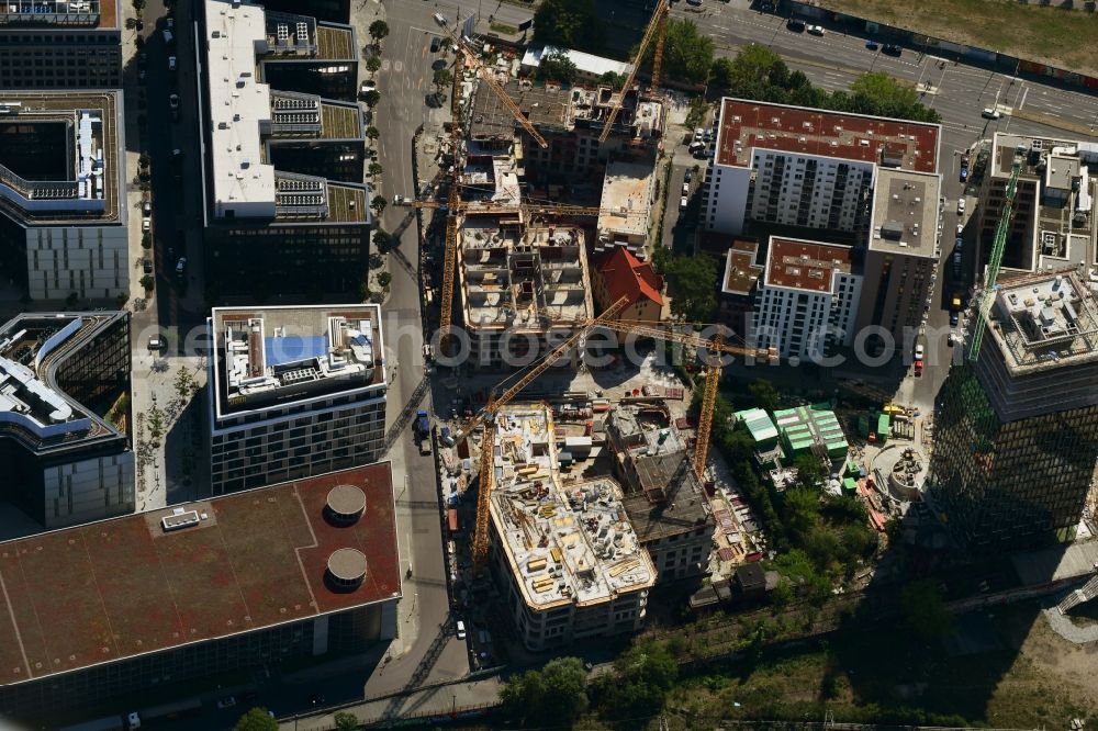 Berlin from the bird's eye view: Construction sites for residential and commercial building construction Max & Moritz on Rummelsburger place - Marianne von Rantzau Street in Friedrichshain district of Berlin