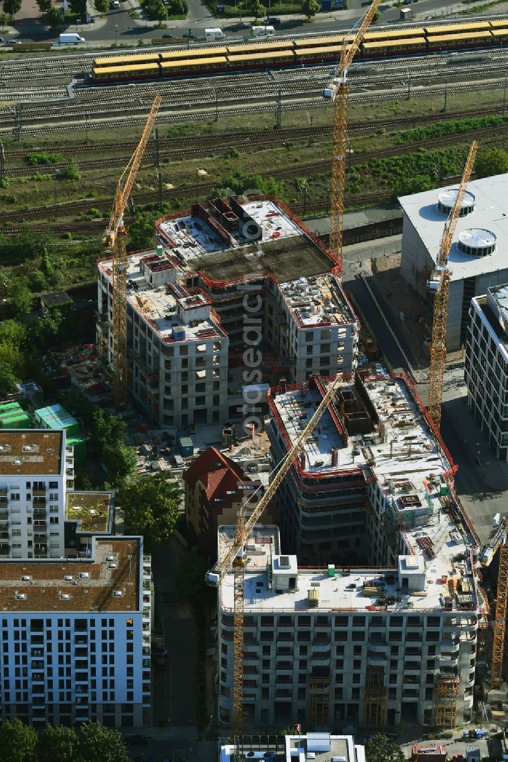 Aerial image Berlin - Construction sites for residential and commercial building construction Max & Moritz on Rummelsburger place - Marianne von Rantzau Street in Friedrichshain district of Berlin