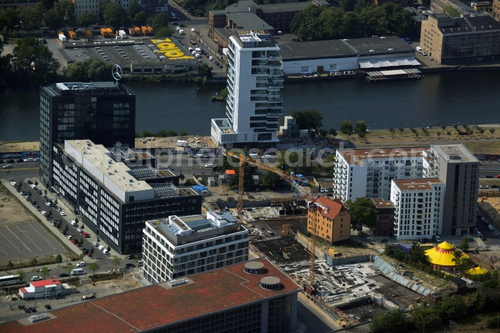 Berlin from the bird's eye view: Construction sites for residential and commercial building construction Rummelsburger place - Marianne von Rantzau Street in Friedrichshain district of Berlin