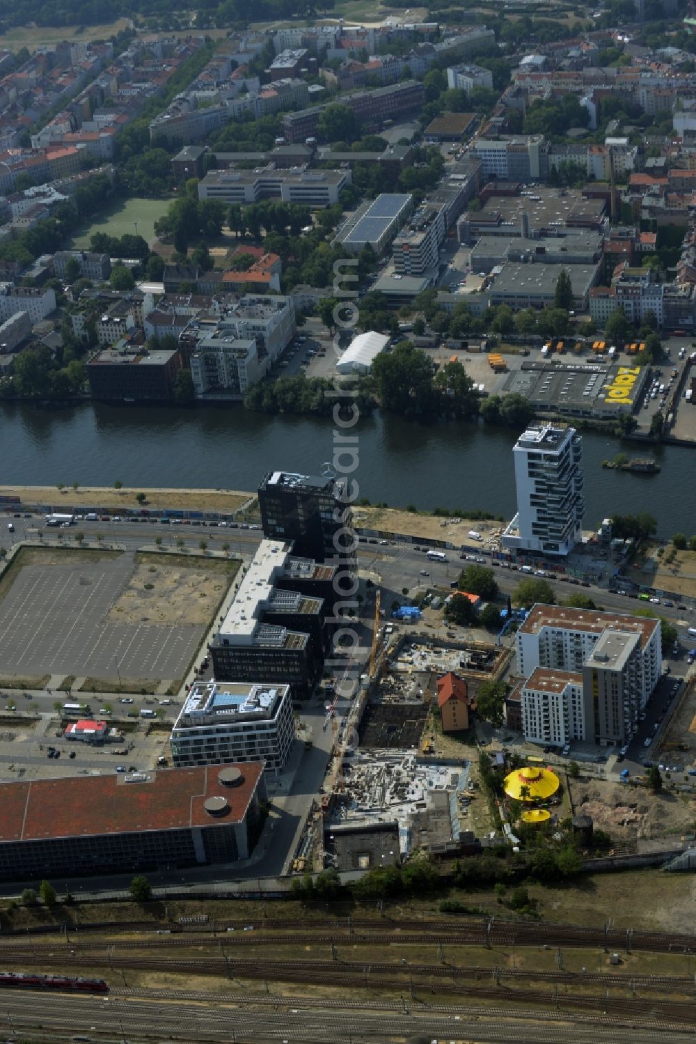 Aerial image Berlin - Construction sites for residential and commercial building construction Rummelsburger place - Marianne von Rantzau Street in Friedrichshain district of Berlin