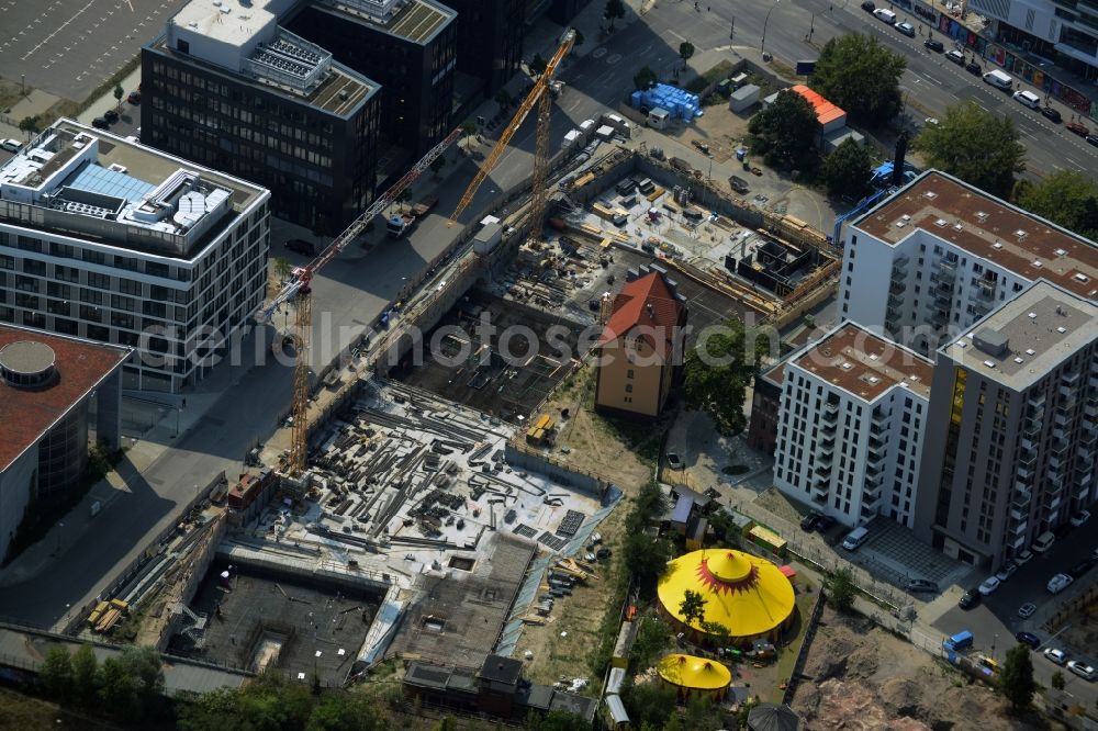 Aerial photograph Berlin - Construction sites for residential and commercial building construction Rummelsburger place - Marianne von Rantzau Street in Friedrichshain district of Berlin