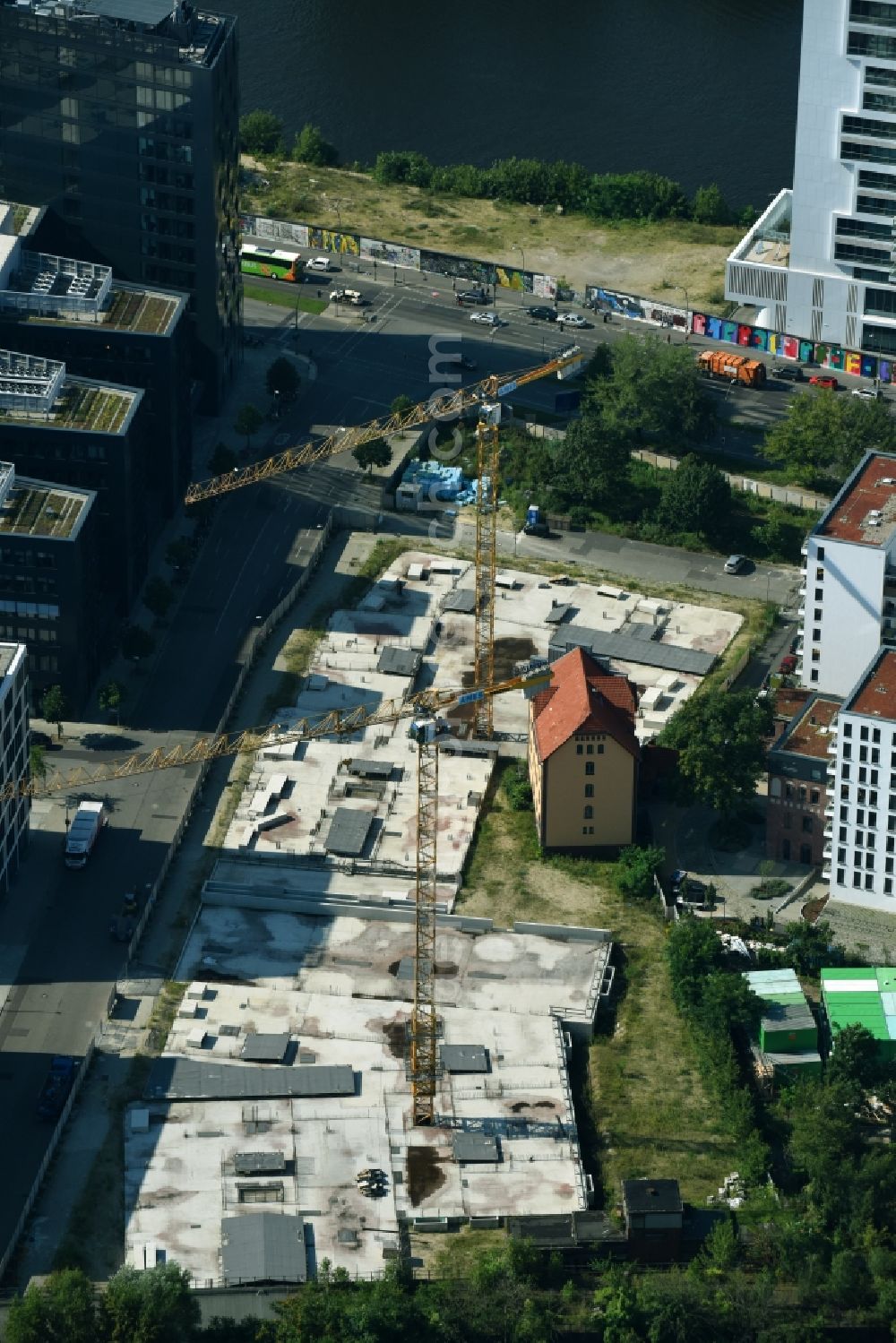 Berlin from above - Construction sites for residential and commercial building construction Rummelsburger place - Marianne von Rantzau Street in Friedrichshain district of Berlin