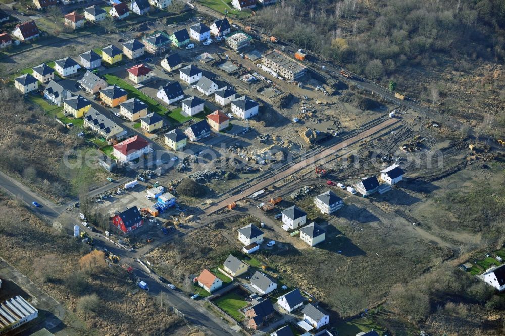 Berlin Mahlsdorf from the bird's eye view: Construction sites to house New - settlement on the Pilgramer road in Berlin Mahlsdorf