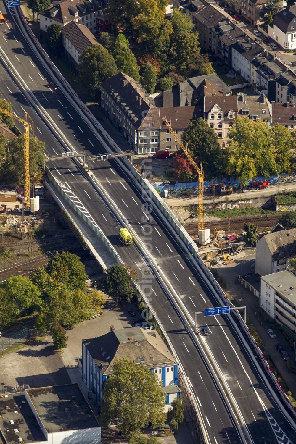 Aerial photograph Essen - Construction for the rehabilitation and expansion A40 in Essen in North Rhine-Westphalia. The work was carried out on behalf of the State Road Construction North Rhine-Westphalia (Road Authority)