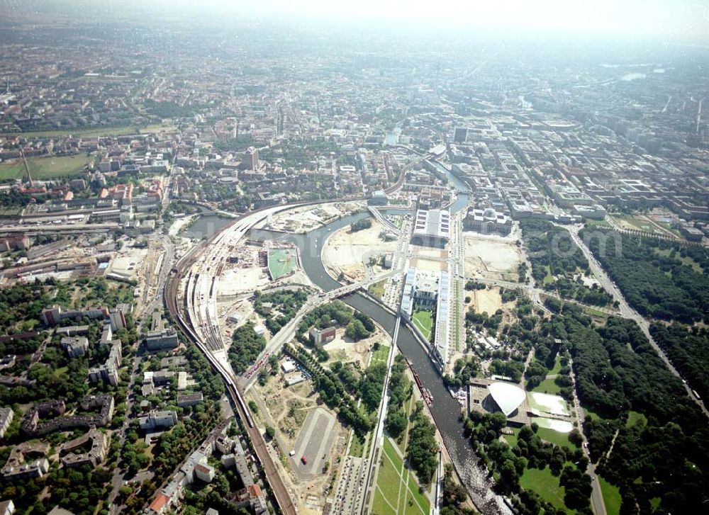 Berlin - Tiergarten from above - Baustellenbereich am Lehrter Bahnhof / Spreebogen in Berlin Tiergarten.