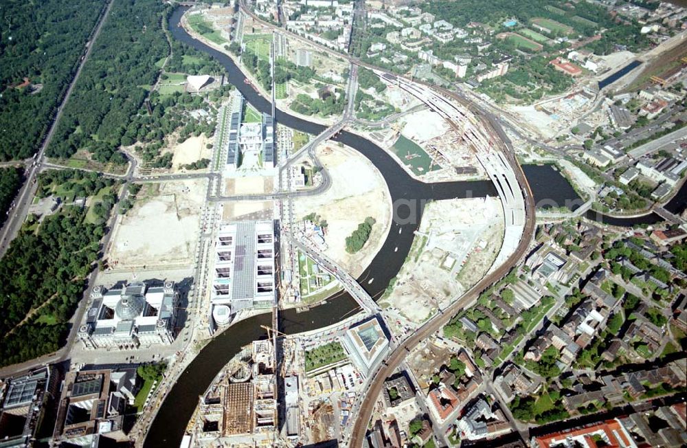 Aerial photograph Berlin - Tiergarten - Baustellenbereich am Lehrter Bahnhof / Spreebogen in Berlin Tiergarten.