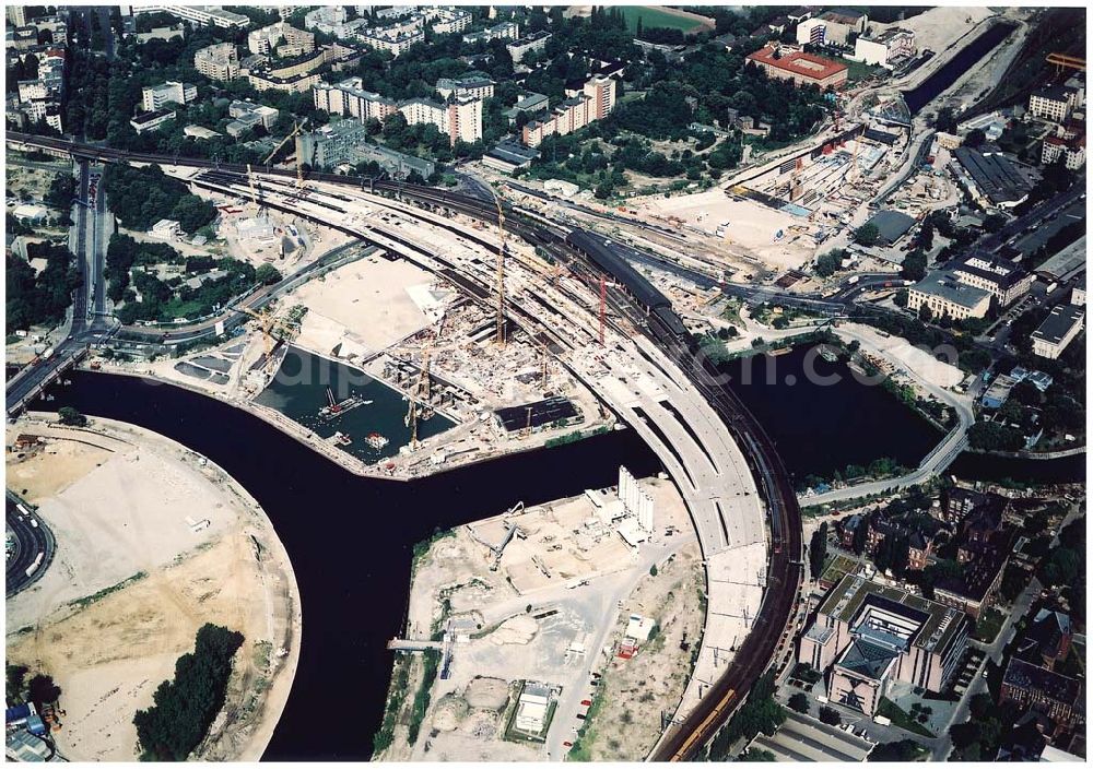 Aerial image Berlin - Tiergarten - Baustellenbereich am Lehrter Bahnhof / Spreebogen in Berlin Tiergarten.