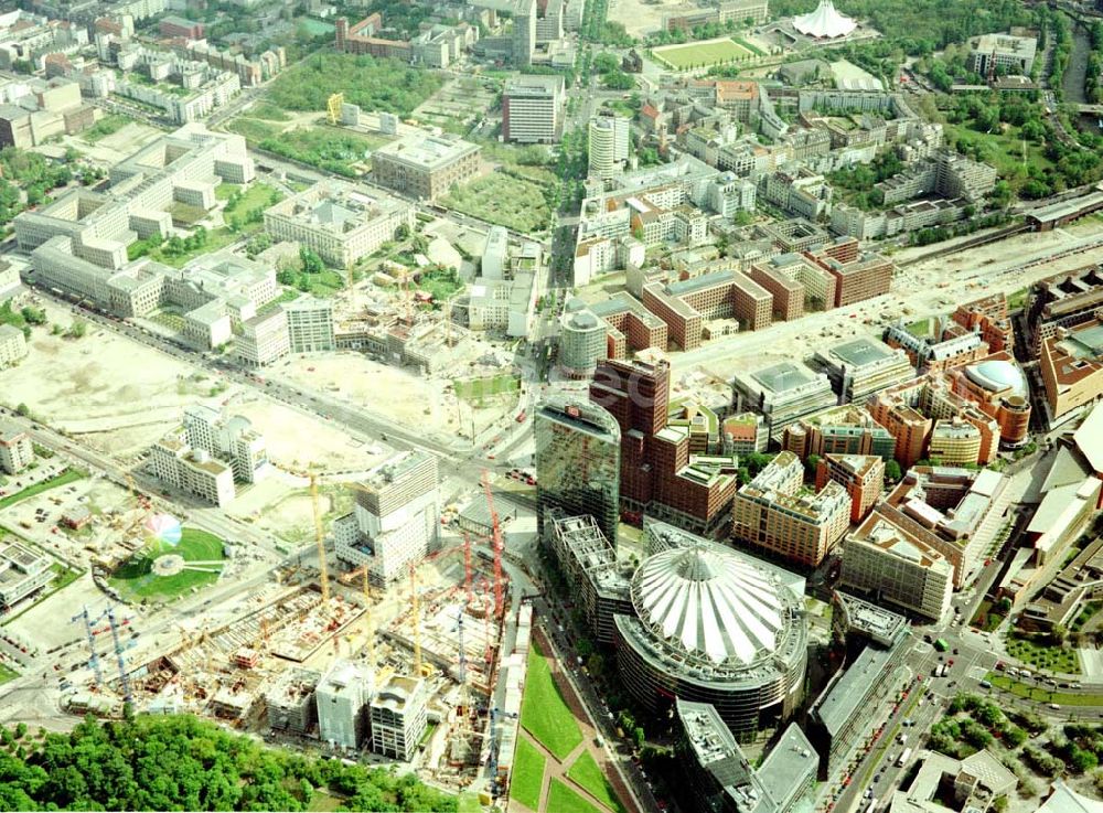 Aerial image Berlin - Baustellender HVB - Projekt am Leipziger Platz in Berlin - Mitte.