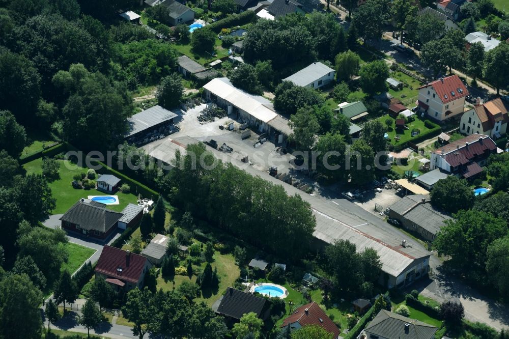 Aerial image Fredersdorf-Vogelsdorf - Building Materials and logistics center of BOeHM GmbH Potsdam & Co. Fliesen- and Baustoffhandel KG in the district Fredersdorf in Fredersdorf-Vogelsdorf in the state Brandenburg, Germany