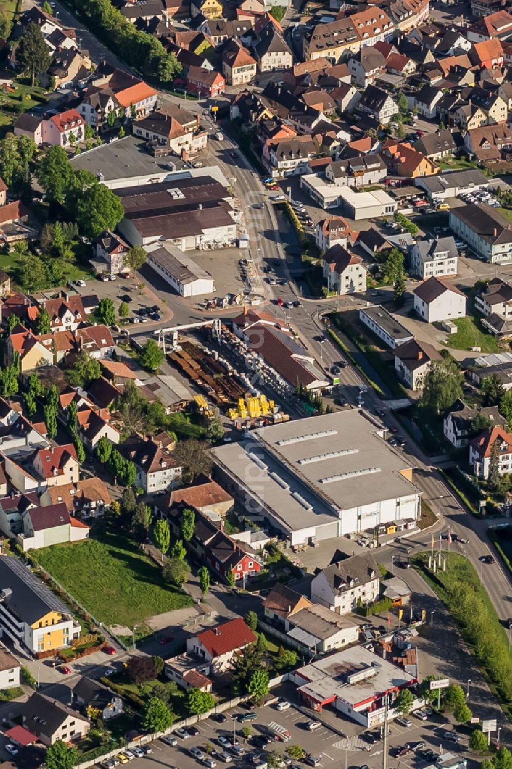 Aerial photograph Ettenheim - Building Materials and logistics center Dietrich on Rheinstrasse in Ettenheim in the state Baden-Wuerttemberg