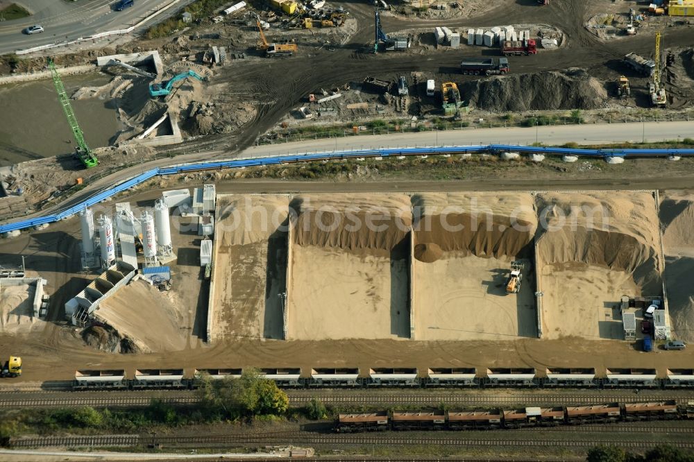 Berlin from above - Building Materials and logistics center am Gueterbahnhof Berlin-Treptow am Mergenthalerring in Berlin