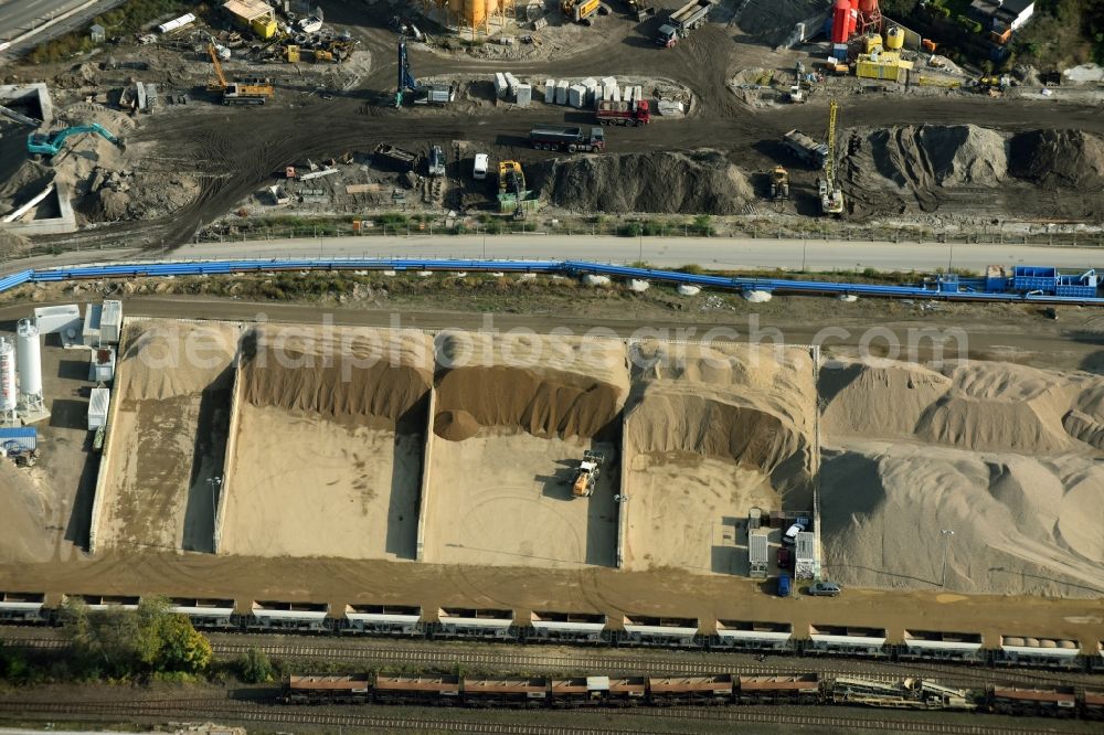 Aerial image Berlin - Building Materials and logistics center am Gueterbahnhof Berlin-Treptow am Mergenthalerring in Berlin