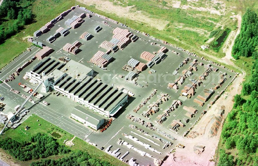 Müncheberg / Brandenburg from above - Baustoffwerk bei Müncheberg.