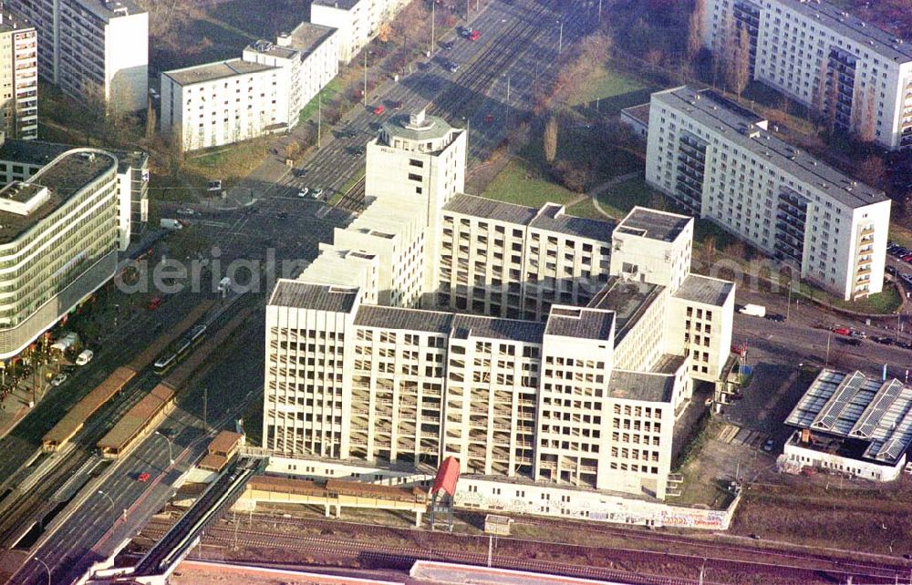 Aerial photograph Berlin - Lichtenberg - Baustoppruine an der Landsberger Allee / Ecke Storkower Straße in Berlin - Lichtenberg.