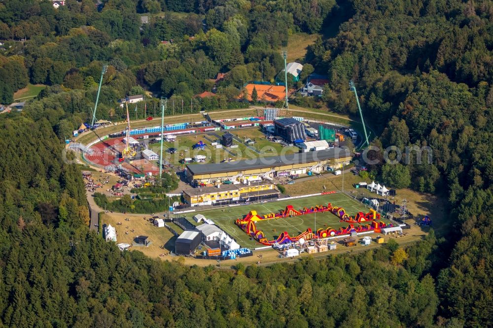 Lüdenscheid from above - Bautz Festival on Sports facility grounds of stadium Nattenberg-Stadion Am Nattenberg in Luedenscheid in the state North Rhine-Westphalia, Germany