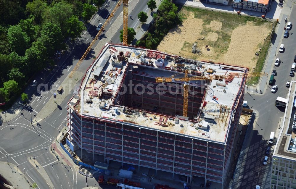 Aerial photograph Berlin - View of the construction site of the eight-storied office building John F. Kennedy House at Washingtonplatz in Berlin - Mitte. The modern building in front of the central station is being developed by CA Immo and designed by the architects Auer, Weber and Associates