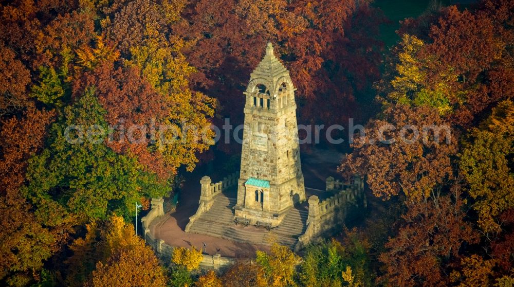 Aerial image Witten - Structure of the observation tower Berger-Memorial in the South of Witten in the state of North Rhine-Westphalia. The tower is located in the recreational forest region of Hohenstein