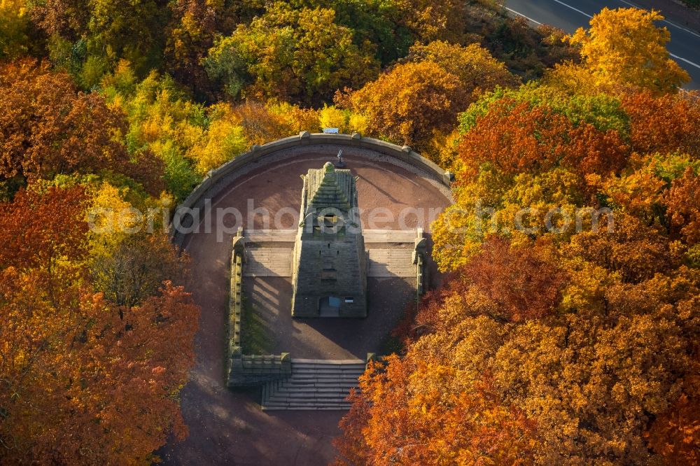 Aerial image Witten - Structure of the observation tower Berger-Memorial in the South of Witten in the state of North Rhine-Westphalia. The tower is located in the recreational forest region of Hohenstein