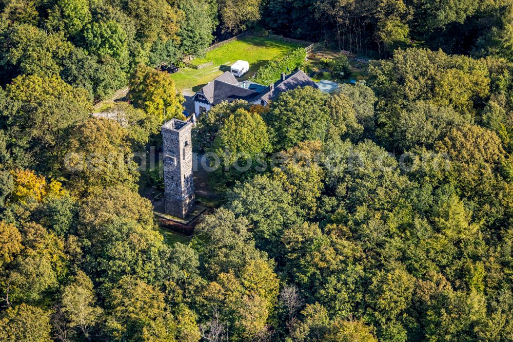 Aerial photograph Hagen - Structure of the observation tower Kaiser Friedrich Turm and restaurant Waldgaststaette Im Deerth in Hagen in the state North Rhine-Westphalia, Germany