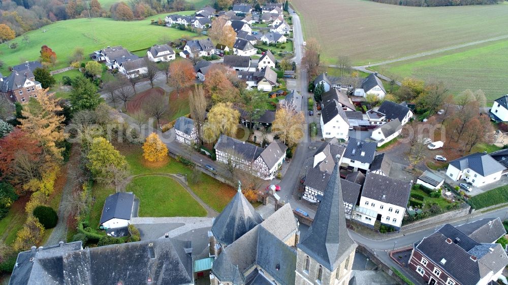 Aerial photograph Hennef (Sieg) - The village of Boedingen in the state North Rhine-Westphalia, Germany