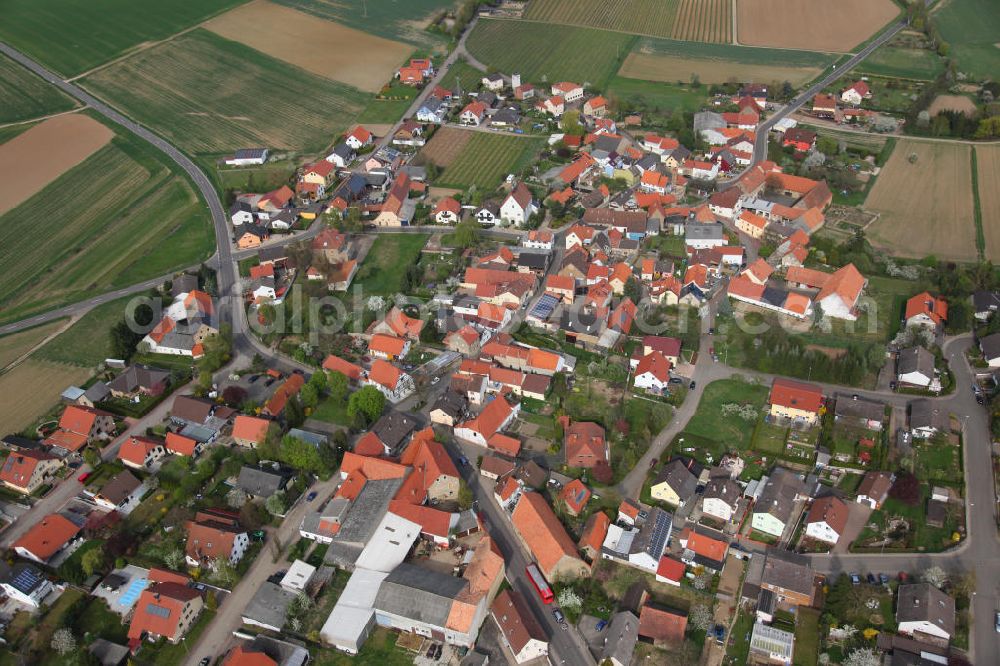 Aerial image Bechenheim - Bechenheim is a municipality in the Alzey-Worms, in Rhineland-Palatinate