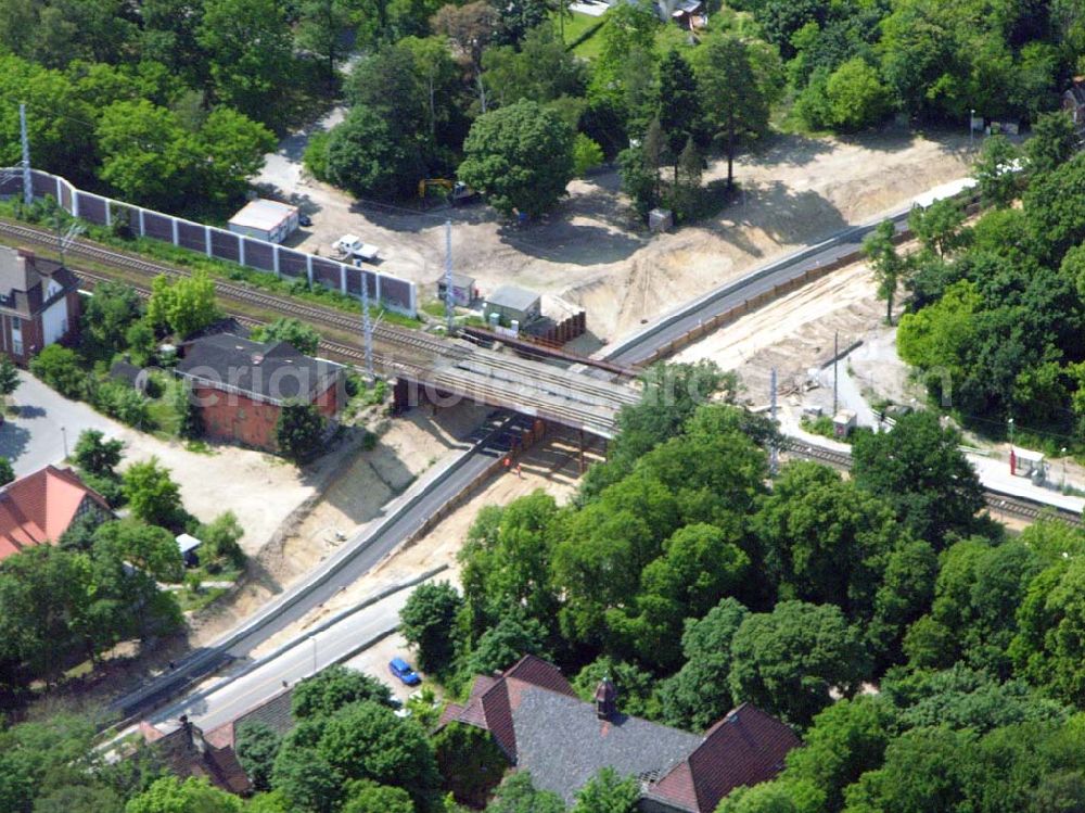 Aerial image Beelitz - Brückensanierung und Bau einer neuen Straßendurchführung gegenüber vom Bahnhof Beelitz