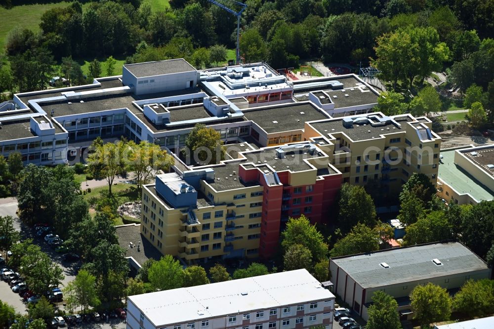 Aerial photograph Würzburg - Home for disabled people and workshop Assisted Living Zentrum fuer Koerperbehinderte in the district Heuchelhof in Wuerzburg in the state Bavaria, Germany