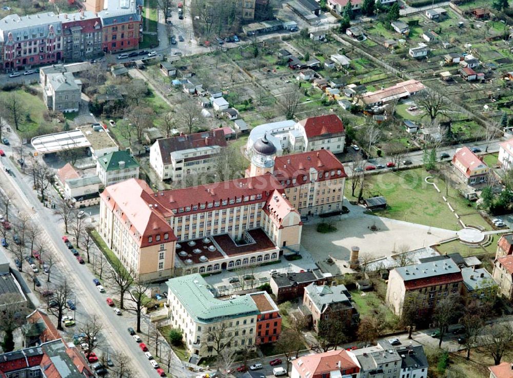 Potsdam / BRB from the bird's eye view: Behördenbau an der Berliner Straße zur Glienicker Brücke hin in Potsdam.