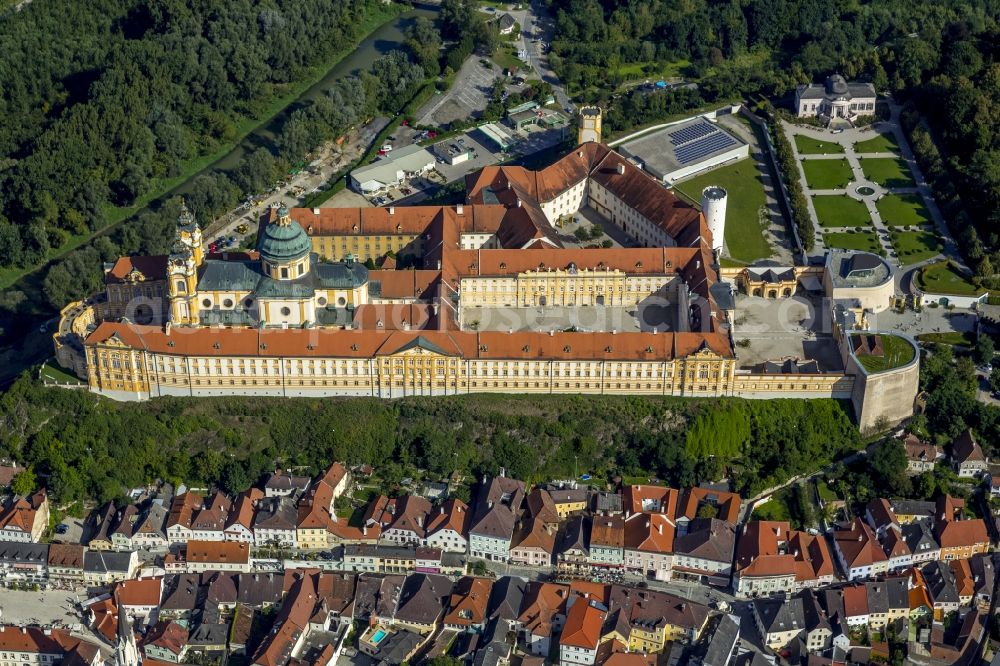 Aerial photograph Melk - Benedictine Abbey of Melk in Lower Austria at Melk on the banks of the Danube in Austria