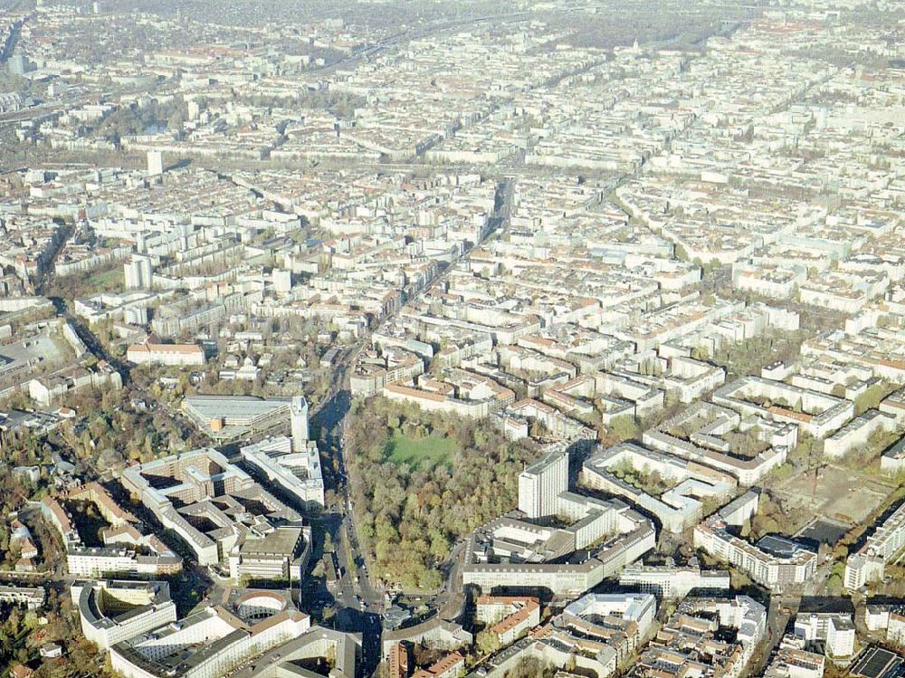 Aerial photograph Berlin - Wilmersdorf - Bereich am Fehrbelliner Platz in Berlin - Wilmersdorf.