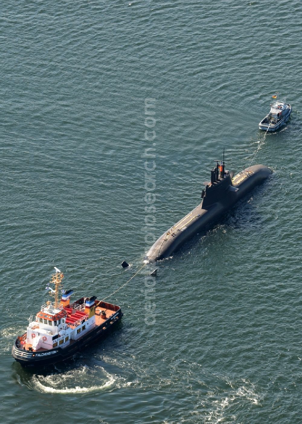 Aerial photograph Kiel - Driving a U-boat of the Navy in Kiel in the state Schleswig-Holstein