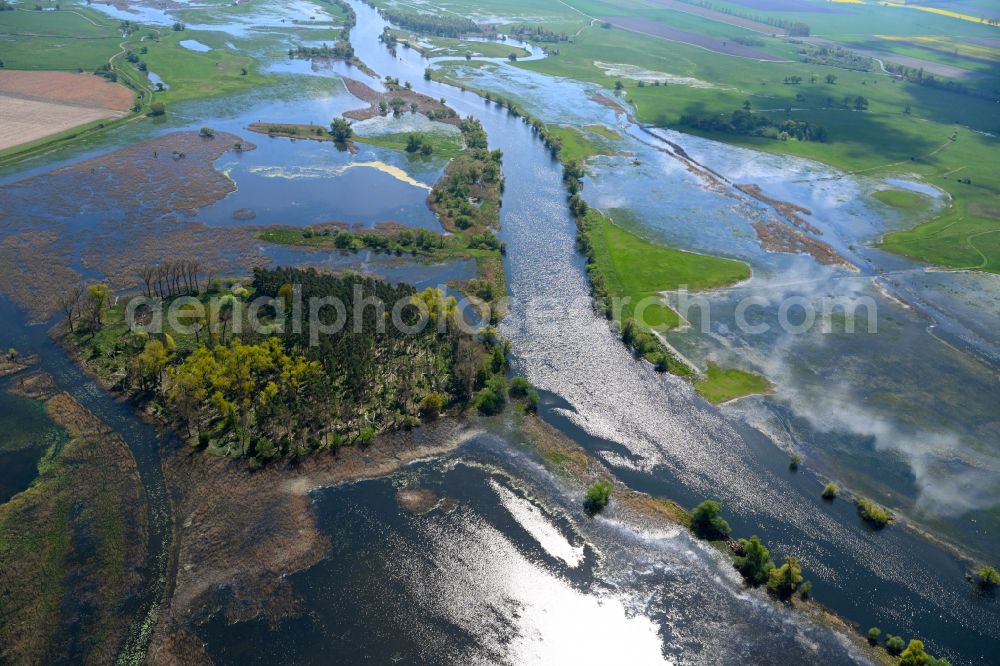 Jederitz from above - Riparian areas and flooded flood meadows due to a river bed leading to flood levels the Havel in Jederitz in the state Saxony-Anhalt, Germany