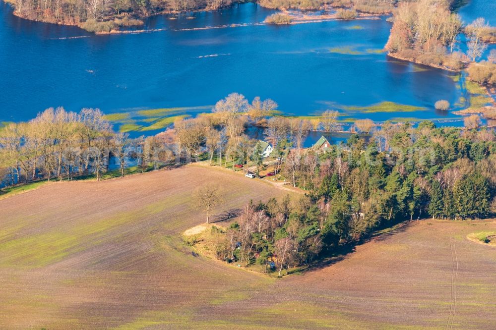 Bremervörde from the bird's eye view: Riparian areas and flooded flood meadows due to a river bed leading to flood levels of Oste in Bremervoerde in the state Lower Saxony, Germany