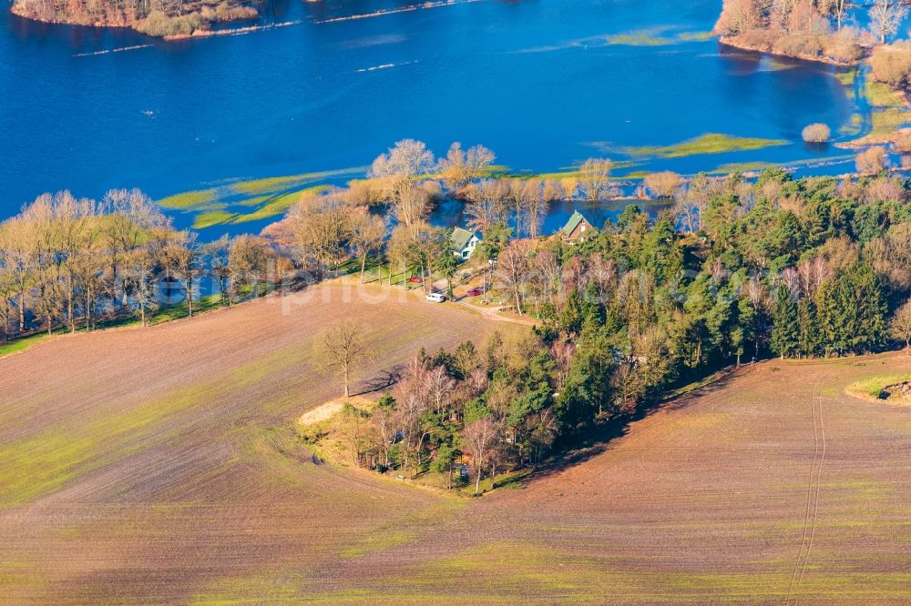 Aerial photograph Bremervörde - Riparian areas and flooded flood meadows due to a river bed leading to flood levels of Oste in Bremervoerde in the state Lower Saxony, Germany