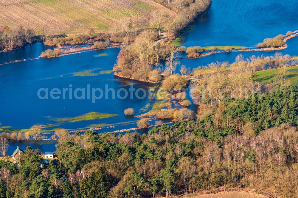 Bremervörde from the bird's eye view: Riparian areas and flooded flood meadows due to a river bed leading to flood levels of Oste in Bremervoerde in the state Lower Saxony, Germany