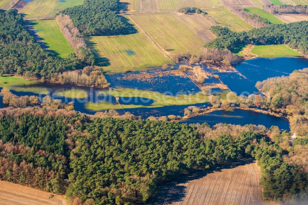 Aerial image Sandbostel - Riparian areas and flooded flood meadows due to a river bed leading to flood levels Oste in Sandbostel in the state Lower Saxony, Germany