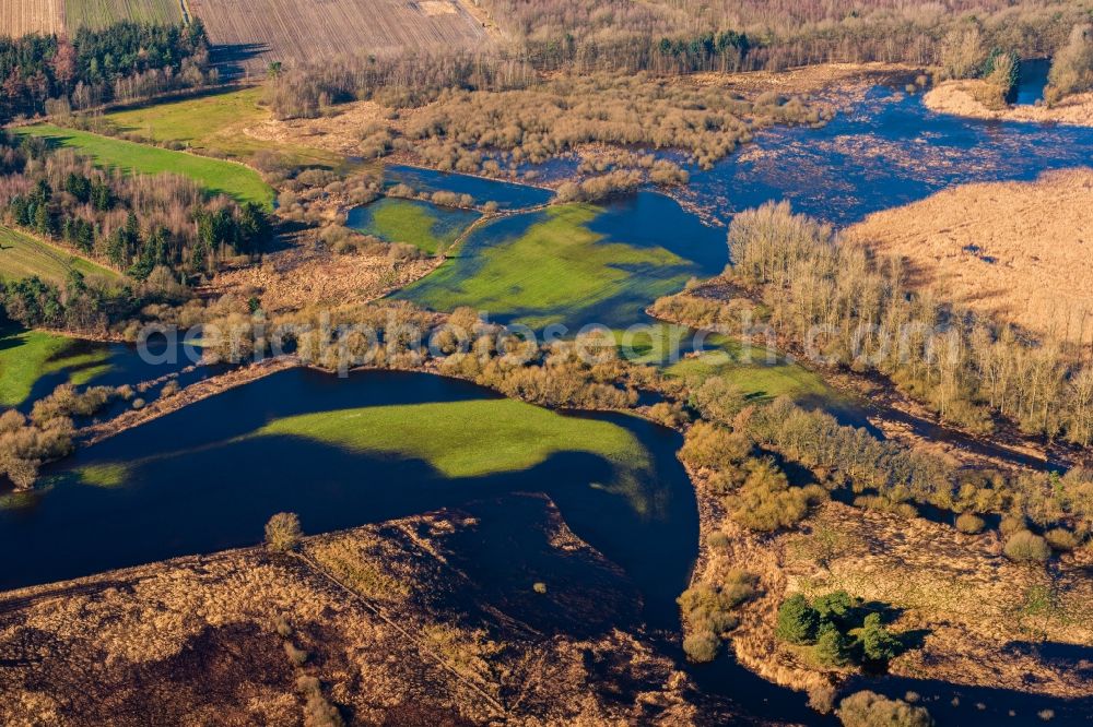 Sandbostel from the bird's eye view: Riparian areas and flooded flood meadows due to a river bed leading to flood levels Oste in Sandbostel in the state Lower Saxony, Germany