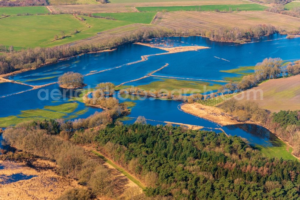 Sandbostel from the bird's eye view: Riparian areas and flooded flood meadows due to a river bed leading to flood levels Oste in Sandbostel in the state Lower Saxony, Germany