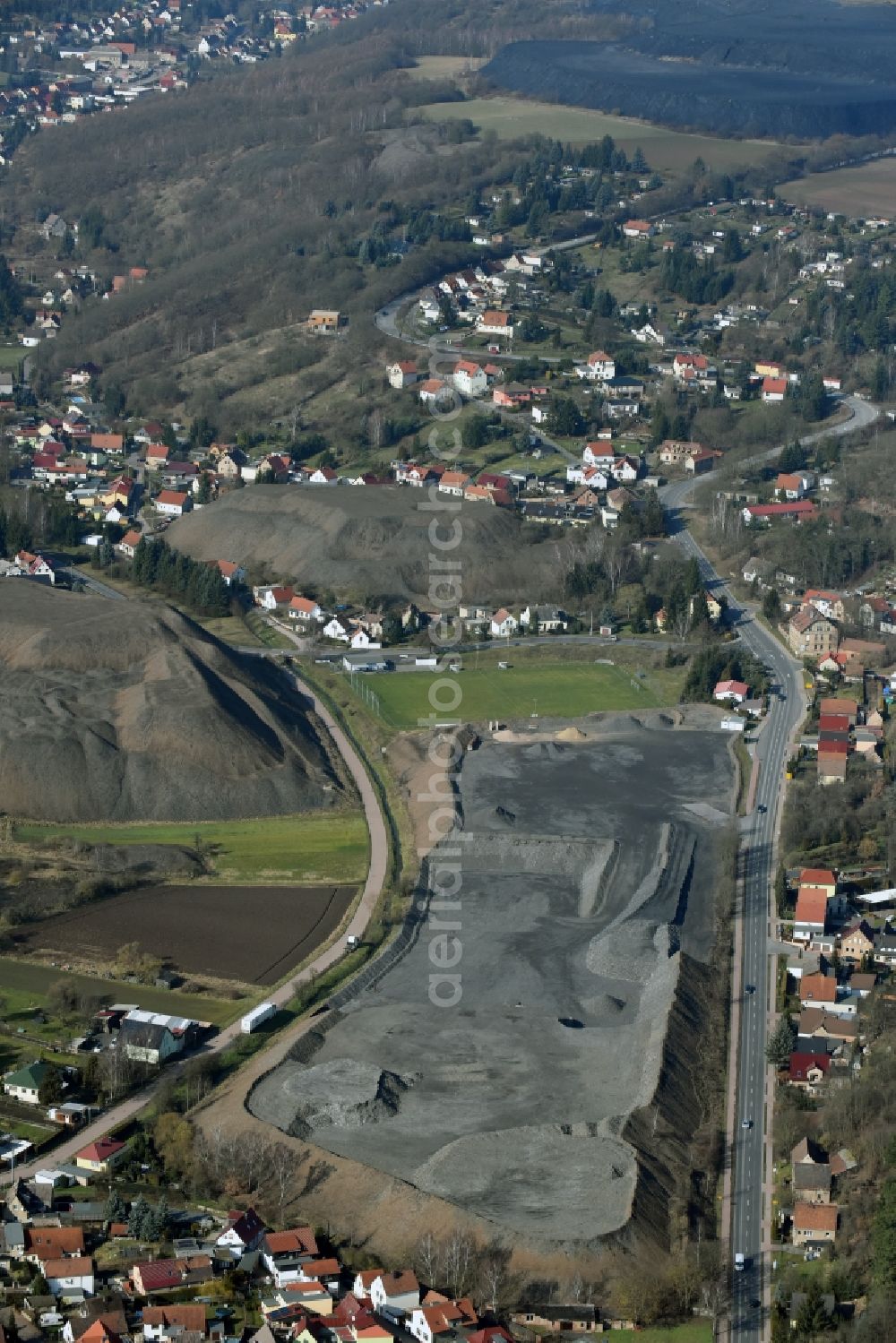 Aerial photograph Hergisdorf - Layers of a mining waste dump in Hergisdorf in the state Saxony-Anhalt