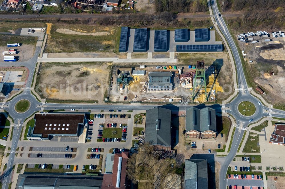 Aerial photograph Dorsten - Conveyors and mining pits at the headframe Fuerst Leopold in the district Hervest in Dorsten in the state North Rhine-Westphalia, Germany