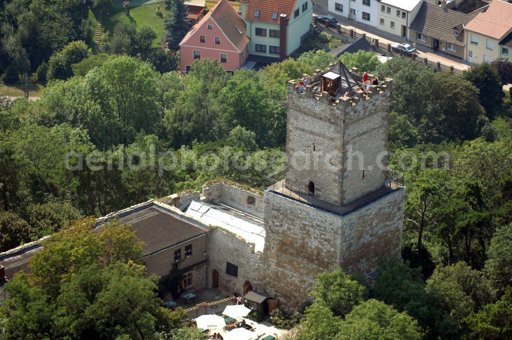 Aerial image Eckartsberga Eckartsberga Eckartsberga Eckartsberga - Strasse der Romanik: Blick auf den 22m hohen Bergfried und das Restaurant der Ruine. Die Eckartsburg liegt auf einem Bergrücken oberhalb der Kleinstadt Eckartsberga im Burgenlandkreis, am Südrand der Finnelandschaft im Naturpark Saale-Unstrut-Triasland, nahe der Landesgrenze Sachsen-Anhalts zu Thüringen. Homepage: