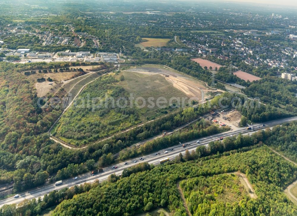 Aerial image Herne - The slag heap Pluto-Wilhelm at the motorway A 42 in the coal mining area in the district Herne Wanne-Eickel in North Rhine-Westphalia