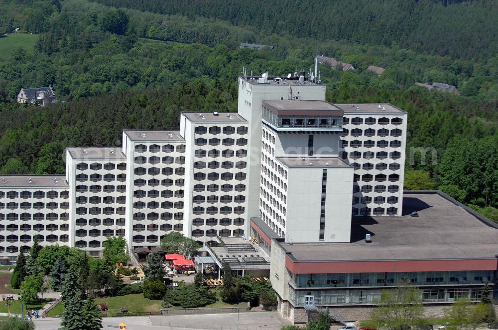 Friedrichroda from the bird's eye view: Blick auf das Berghotel in der Bergstraße im Erholungsort Friedrichroda im Thüringer Wald. View of the mountain hotel in Friedrichroda in Thuringia.