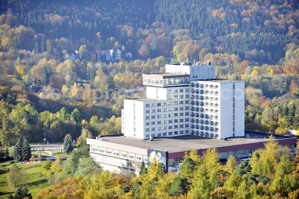 Aerial photograph Friedrichroda - Blick auf das Berghotel in der Bergstraße im Erholungsort Friedrichroda im Thüringer Wald. View of the mountain hotel in Friedrichroda in Thuringia.