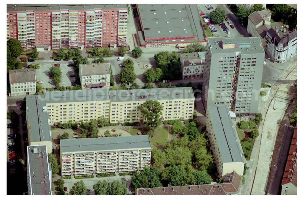 Aerial photograph Berlin Lichtenberg - 30.05.2004 Berlin Lichtenberg, Blick auf die Gebäude der Robert-Uhrig-Straße 8-18, Paul-Gesche-Straße 13-15, Ribbecker Straße 1,1a.3,5, 10315 Berlin, der PRIMA Wohnbau Gesellschaft, PRIMA Wohnbauten Privatisierungs-Managemant GmbH Lichtenberg, Kurfürstendamm 32, 10719 Berlin, Tel.: 212497-0, Fax.: 2110170,