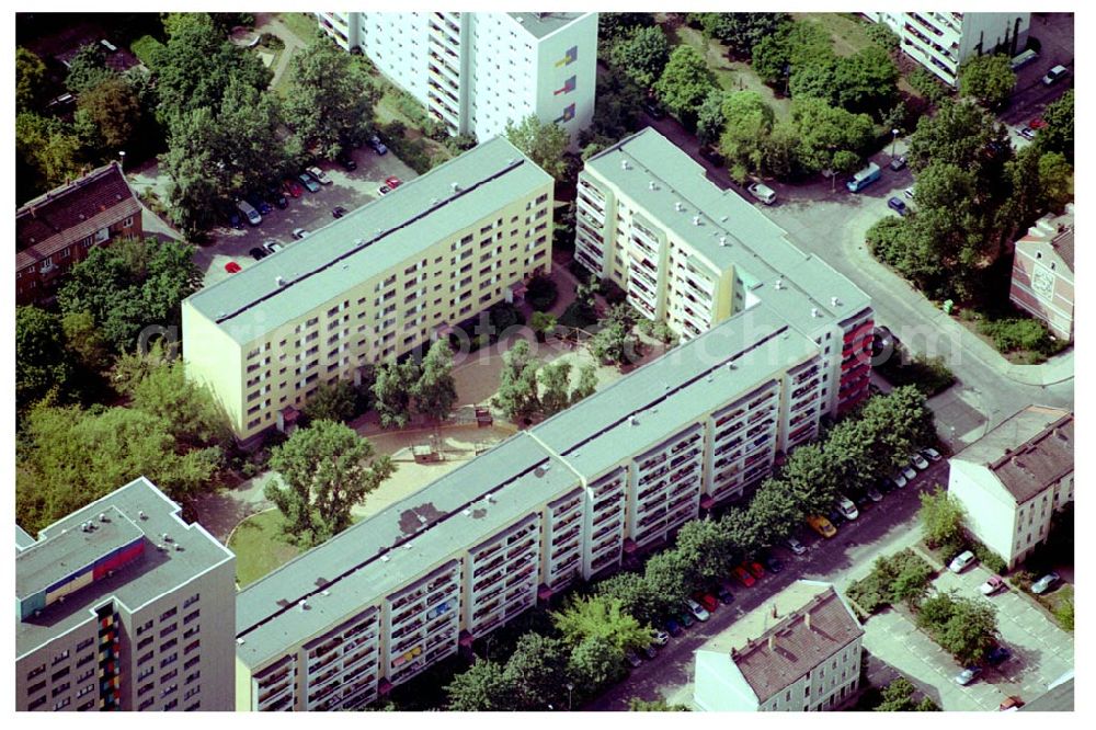 Berlin Lichtenberg from the bird's eye view: 30.05.2004 Berlin Lichtenberg, Blick auf die Gebäude der Robert-Uhrig-Straße 8-18, Paul-Gesche-Straße 13-15, Ribbecker Straße 1,1a.3,5, 10315 Berlin, der PRIMA Wohnbau Gesellschaft, PRIMA Wohnbauten Privatisierungs-Managemant GmbH Lichtenberg, Kurfürstendamm 32, 10719 Berlin, Tel.: 212497-0, Fax.: 2110170,