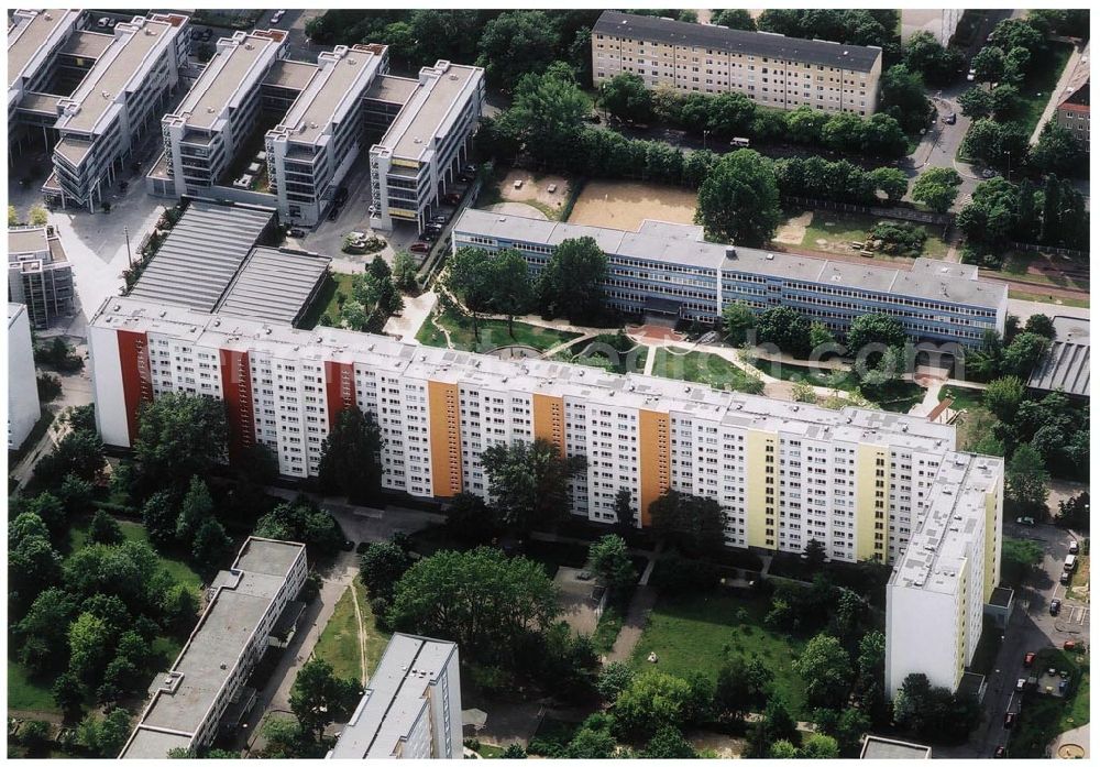 Berlin Lichtenberg from the bird's eye view: 30.05.2004 Berlin Lichtenberg, Blick auf die Gebäude der Rudolf-Seifert-Straße 6-24 und 13-29, 10369 Berlin, der PRIMA Wohnbau Gesellschaft, PRIMA Wohnbauten Privatisierungs-Managemant GmbH Lichtenberg, Kurfürstendamm 32, 10719 Berlin, Tel.: 212497-0, Fax.: 2110170,